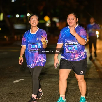 Runner Photo 1702207