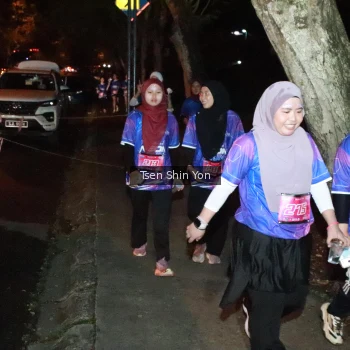 Runner Photo 1702210