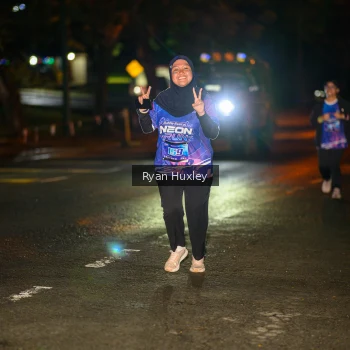 Runner Photo 1702214