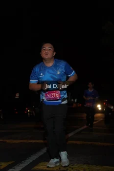 Runner Photo 1702218