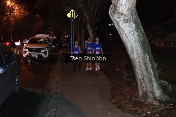 Runner Photo 1702224