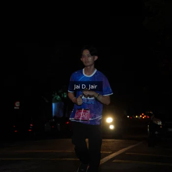 Runner Photo 1702229