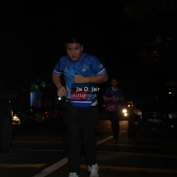 Runner Photo 1702238