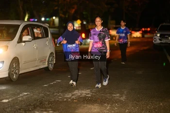 Runner Photo 1702259