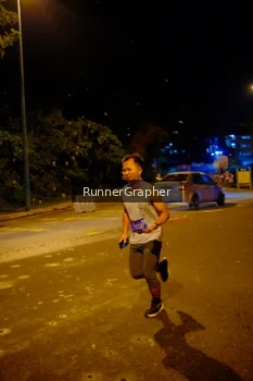 Runner Photo 1702280
