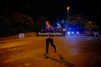 Runner Photo 1702399