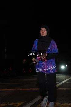 Runner Photo 1702402