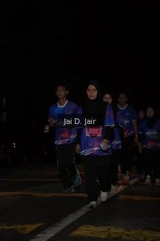 Runner Photo 1702438