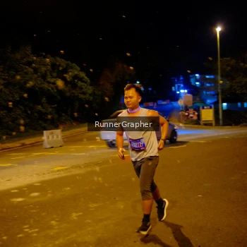 Runner Photo 1702471