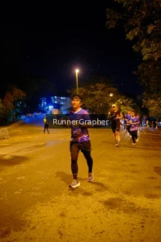 Runner Photo 1702531
