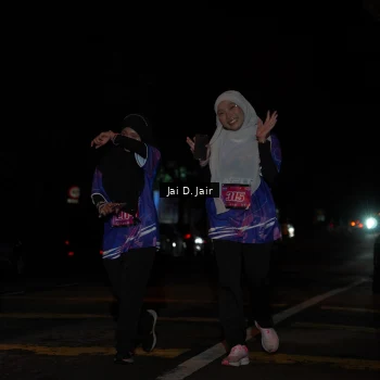 Runner Photo 1702541