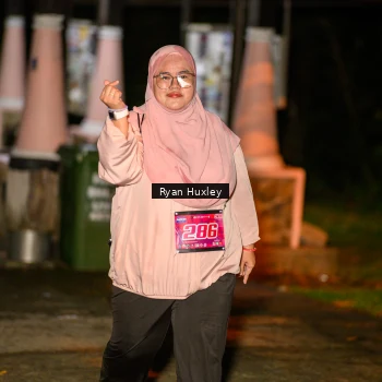 Runner Photo 1702548