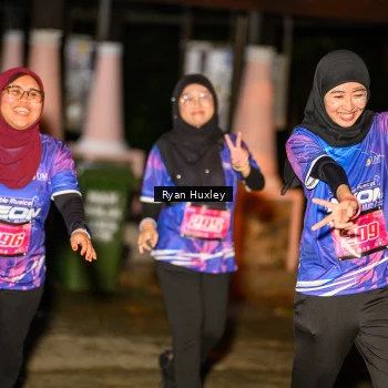 Runner Photo 1702550