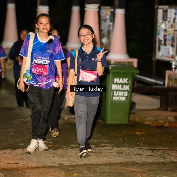 Runner Photo 1702554