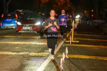 Runner Photo 1702600