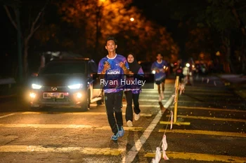 Runner Photo 1702619
