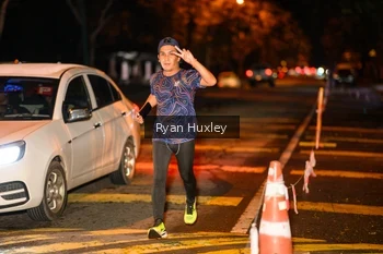 Runner Photo 1702620