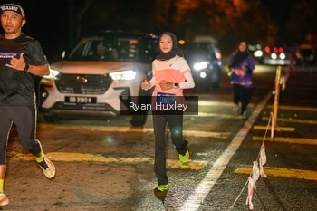 Runner Photo 1702640