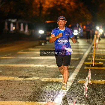 Runner Photo 1702656