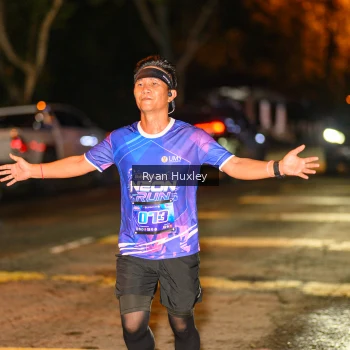 Runner Photo 1702665