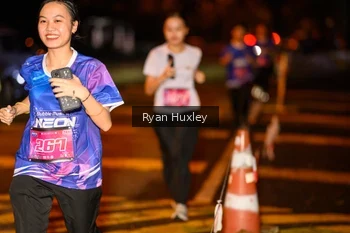 Runner Photo 1702670