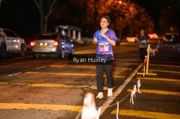 Runner Photo 1702680