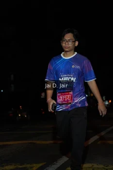 Runner Photo 1702689