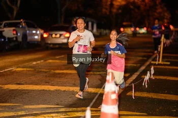 Runner Photo 1702699