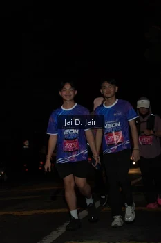 Runner Photo 1702731