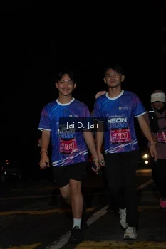 Runner Photo 1702738