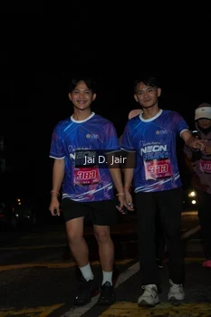 Runner Photo 1702739
