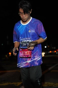 Runner Photo 1702821