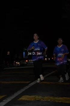 Runner Photo 1702823