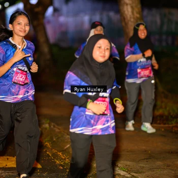 Runner Photo 1702839