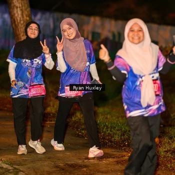 Runner Photo 1702840
