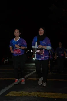 Runner Photo 1702842
