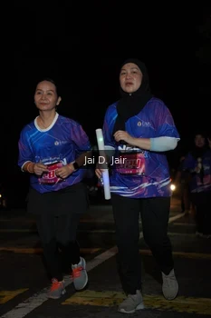 Runner Photo 1702846