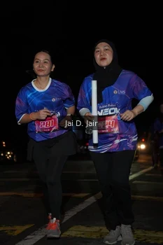 Runner Photo 1702850