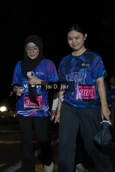 Runner Photo 1702866