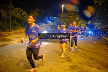 Runner Photo 1702880