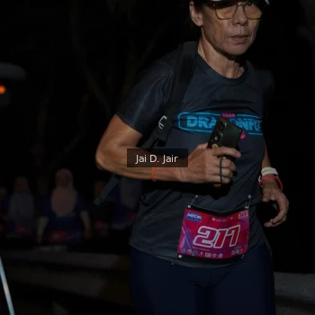 Runner Photo 1702932