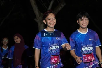 Runner Photo 1702943