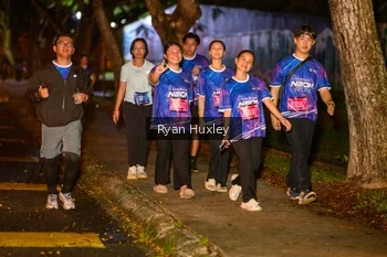 Runner Photo 1702950
