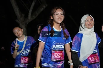 Runner Photo 1702955