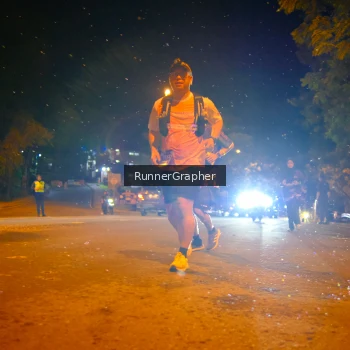 Runner Photo 1703017