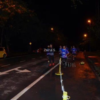 Runner Photo 1703065