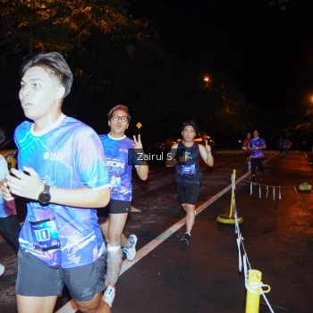Runner Photo 1703069