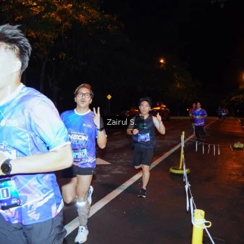 Runner Photo 1703072