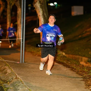 Runner Photo 1703079