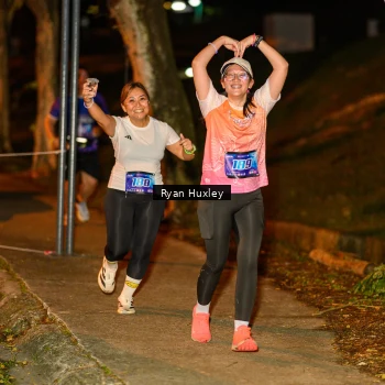 Runner Photo 1703081